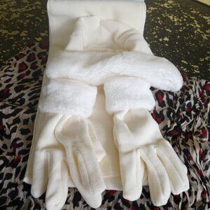 scarf hat gloves  ivory